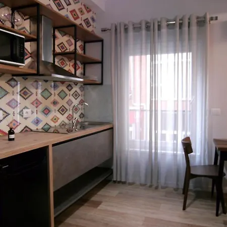 Koni'S Studio Apartments Tirana Exterior photo